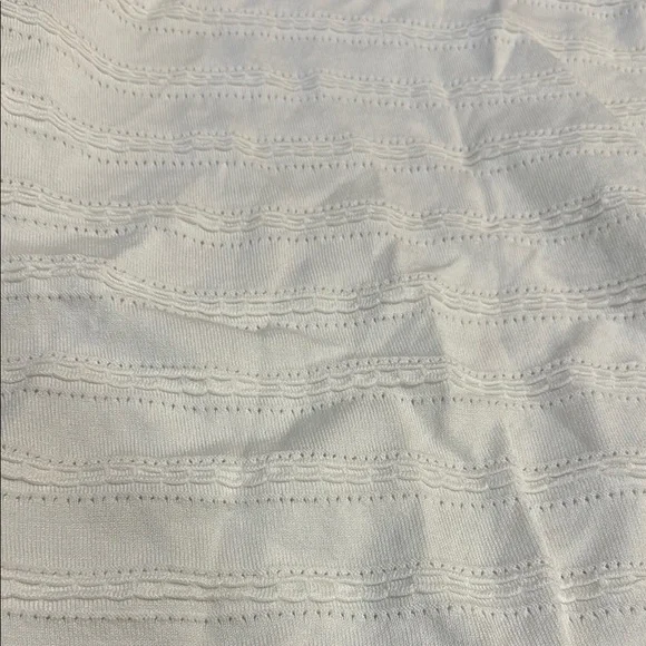 Staccato Allie White Textured Sweater NWT - Picture 2 of 5